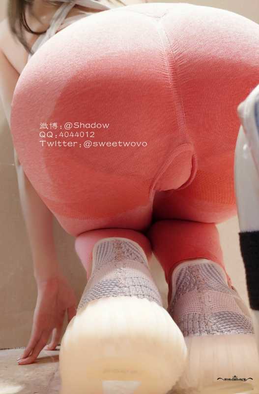 完具 (娜美)20.10.4 红色运动裤 [11P+3V/788M]