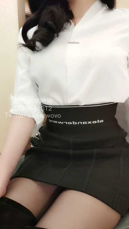 完具 (娜美)21.6.27定制作欲望的OL [1V/776M]