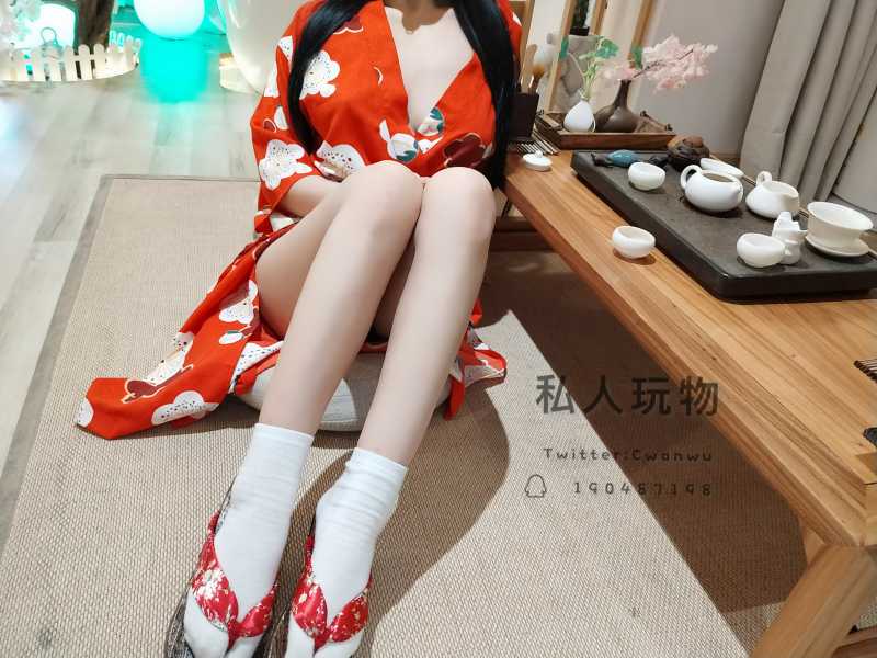 私人玩物 8.23 和服小姐姐 [29P+1V/1.41G]