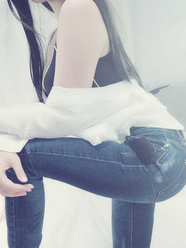 私人玩物 包臀牛仔裤 [18P+10V/1.14G]