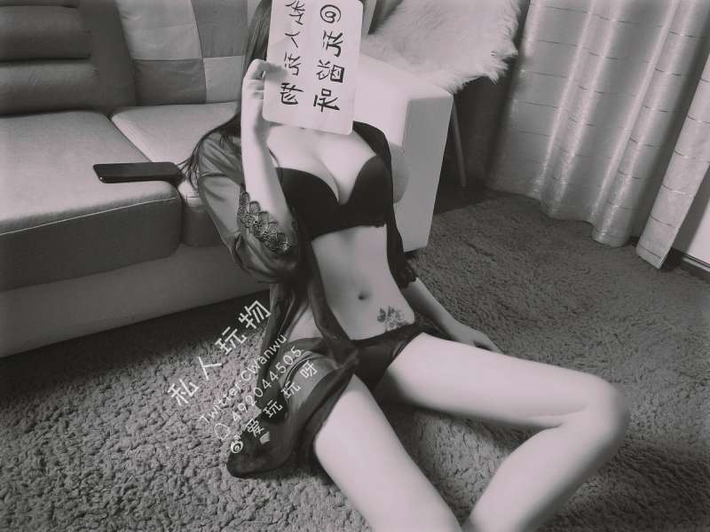 私人玩物 VIP会员售卖作品黑白艺术透视特辑 [46P+4V/313M]