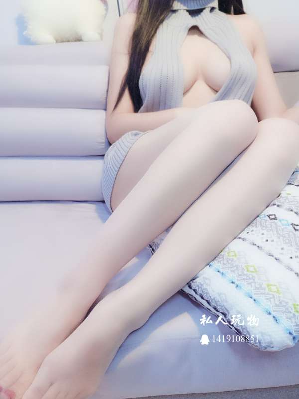 私人玩物 灰色深V毛衣 [60P+5V/588M]