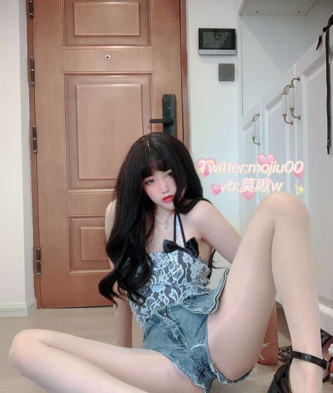 小青茗 丝袜牛仔热裤 [46P+1V/981M]