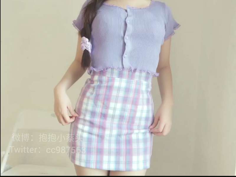 小蔡头喵喵喵 邻家女孩儿紫衣灰丝 [1V1.44G]