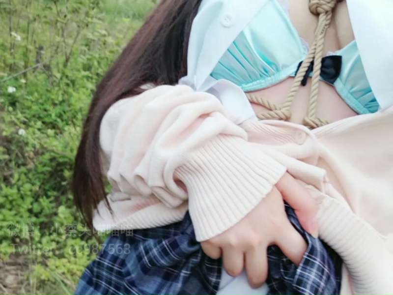 小蔡头喵喵喵 野外JK [1V/1.24G]