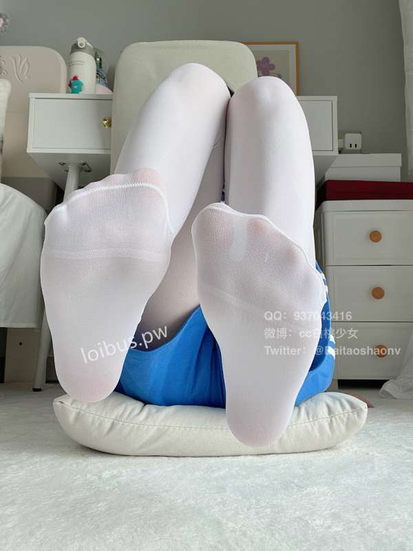 白桃少女(瑶瑶今天又失眠了) 深圳校服2 [23P+1V/1.86G]