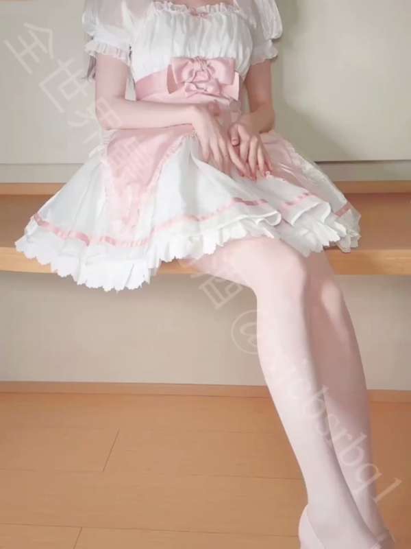 全世界最好的酒 白丝可爱洛丽塔 [1V/259M]