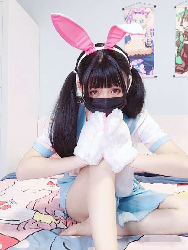 白袜袜格罗丫 超萌JK学妹 [54P+1V/846M]