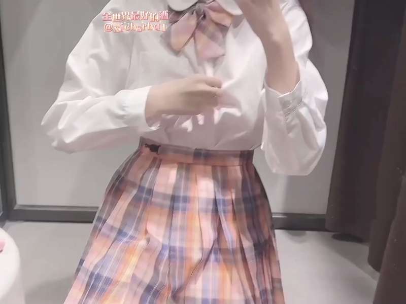 全世界最好的酒 JK女孩商场厕所自嗨 [1V/1.12G]