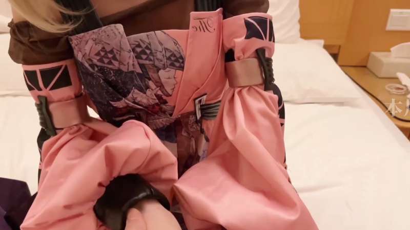 锅锅酱 Cos阿离主人一起玩王者荣耀 [1V/295M]