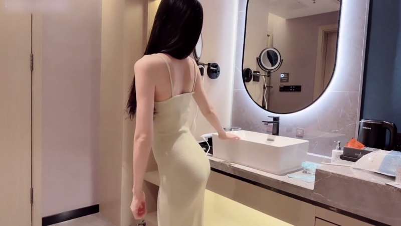 粉色情人 高颜值白虎 [1V/1.53G]