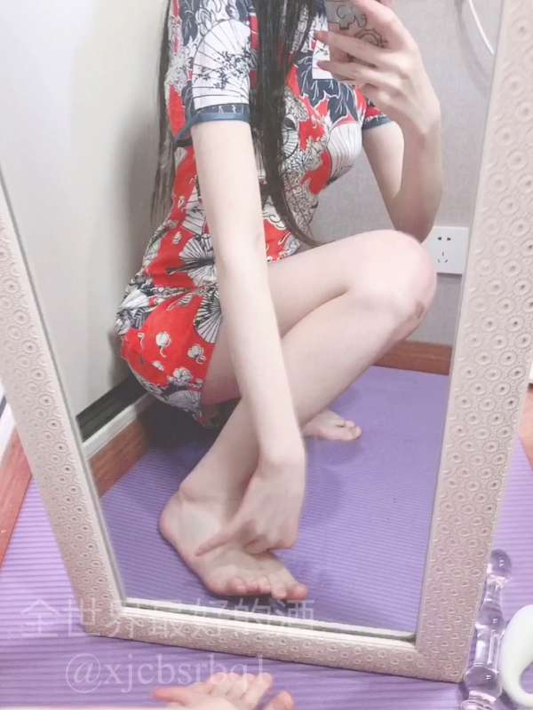 全世界最好的酒 日式旗袍 [1V/717M]