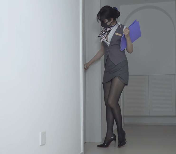 桥本香菜 究极制服 [1V/781M]