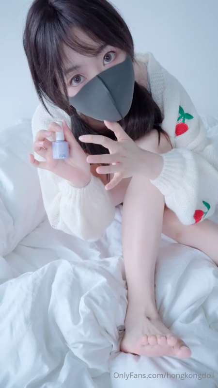 女神玩偶姐姐HongKongDoll四月订阅合集 [4V/1.25G]