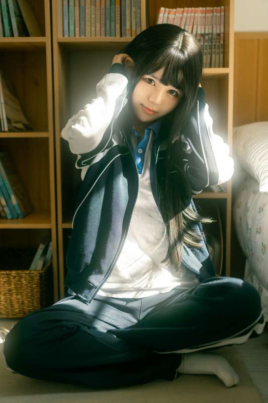 高质量coser rua阮阮写真作品七套合集 [380P+1V/2.69G]