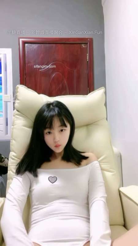 清纯系校花级主播爆炒法丝直播秀 [3V/2.85G]