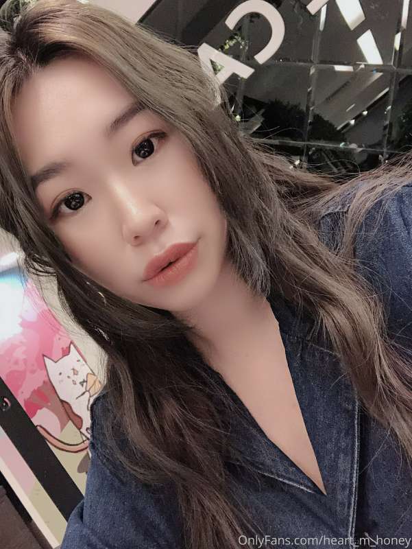 网红蜜糖(heartmhoney)OF私拍视图合集 [761P+16V/2.32G]