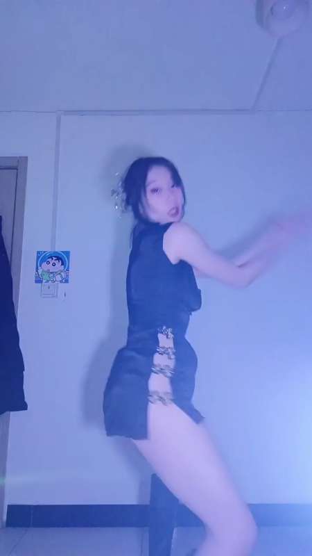 大长腿舞蹈主播镜宝舞蹈合集 [4V/2.73G]