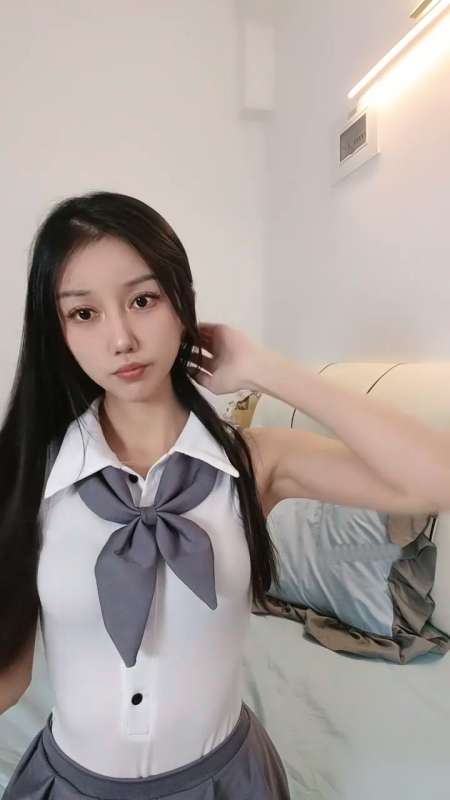 人气榜一奶香小樱桃直播合集 [4V/2.32G]