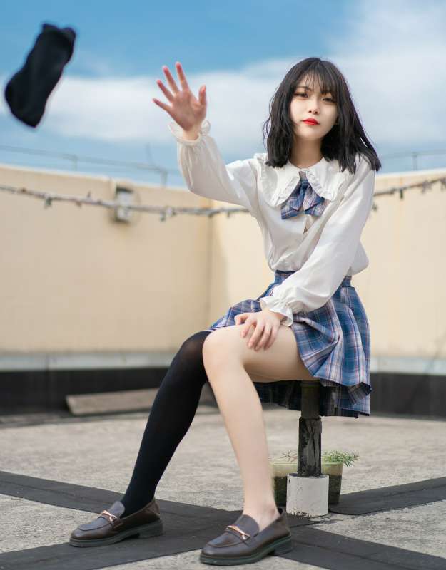 丝足系coser梨瑾瑾写真作品十八套合集 [499P/1.72G]