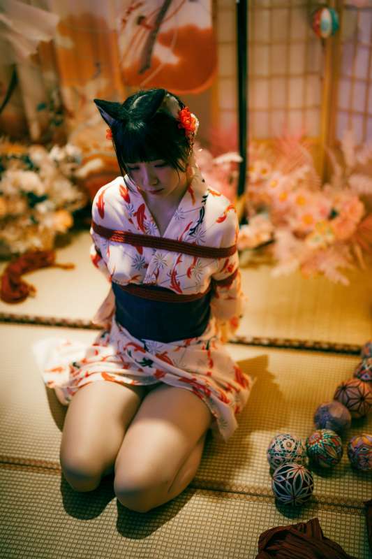 极品网红落落Raku成人仪式 [57P/210M]