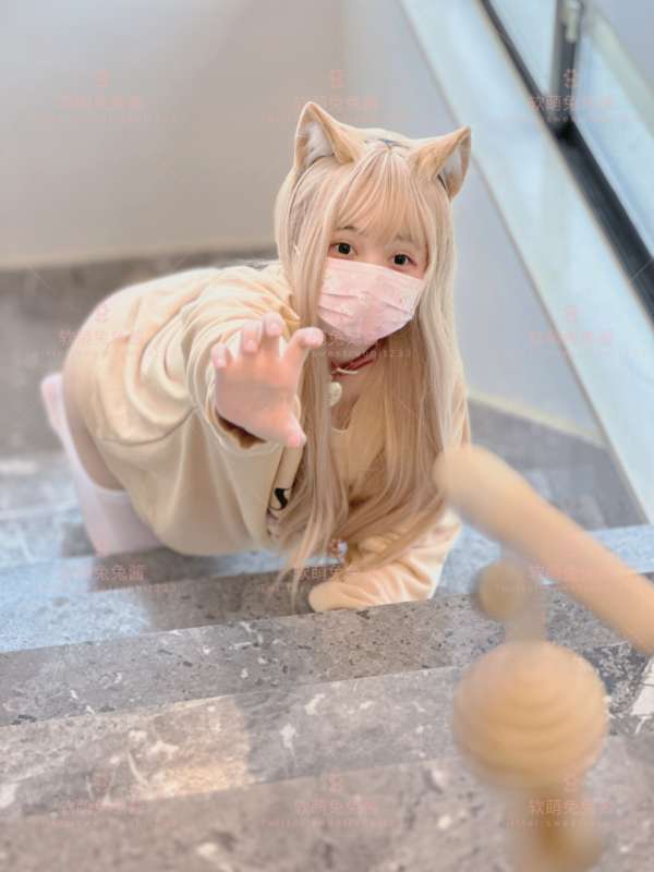 粉嫩网红软萌兔兔酱新作黄豆粉猫娘 [76P+1V/427M]