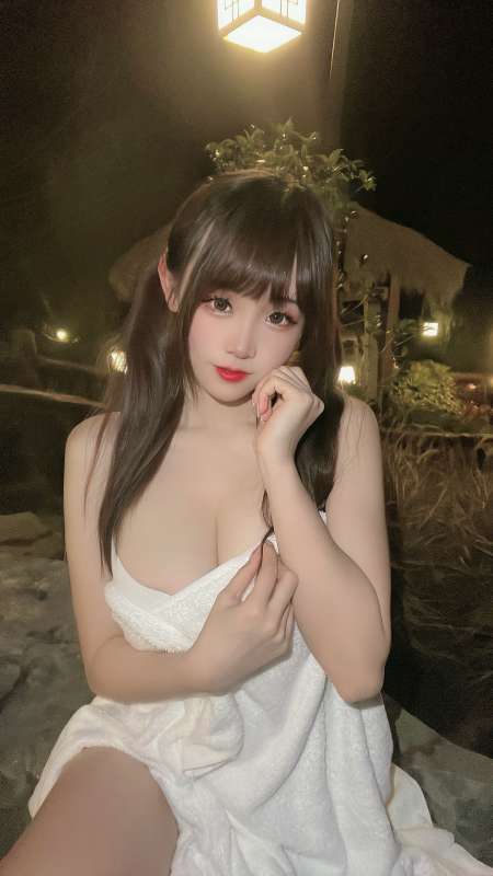 巨胸coser miko酱ww写真作品二十六套合集 [1012P+8V/1.94G]