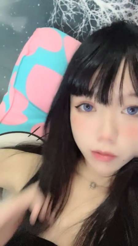 清纯系coser电气喵(吃一口小布丁)视频合集 [5V/2.8G]