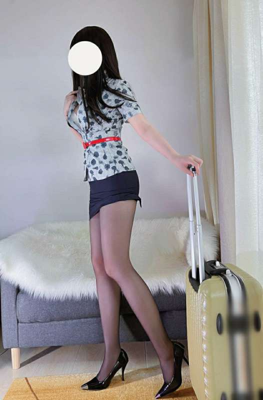 新人网红小kong – 空姐play [20P+3V/515M]