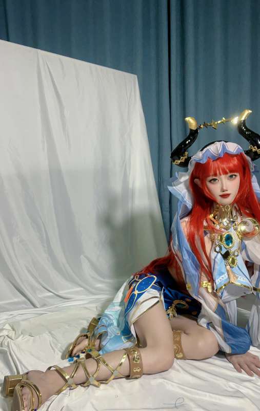 抖m网红小鹿丢了千元定制新作合集 [50P+10V/1G]