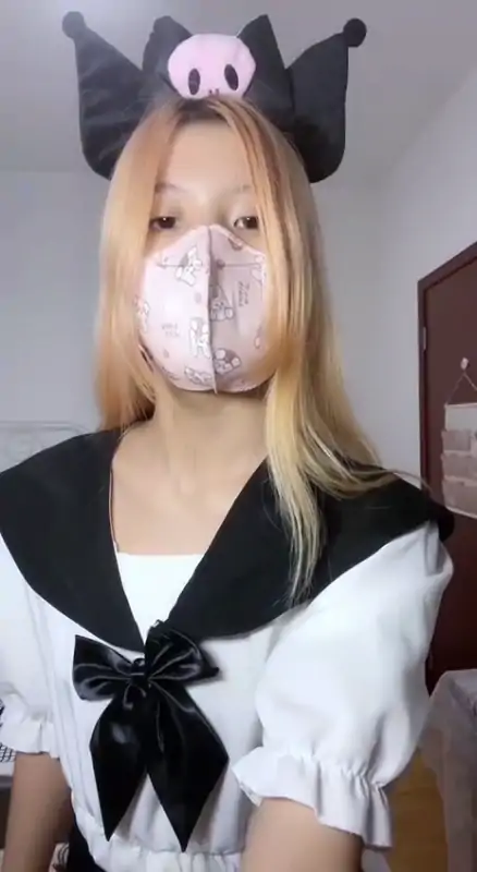 露出系网红董香私拍视图合集 [18P+68V/857M]