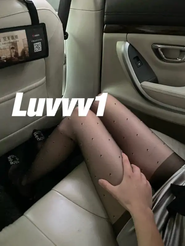 Luvvv1(Eeechooy) 合集下载 [96P+11V/896.81MB]