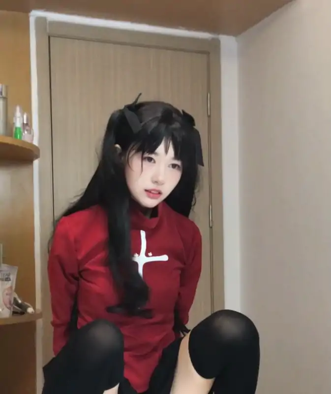 网红美少女埋导演远坂凛 [1V/421M]