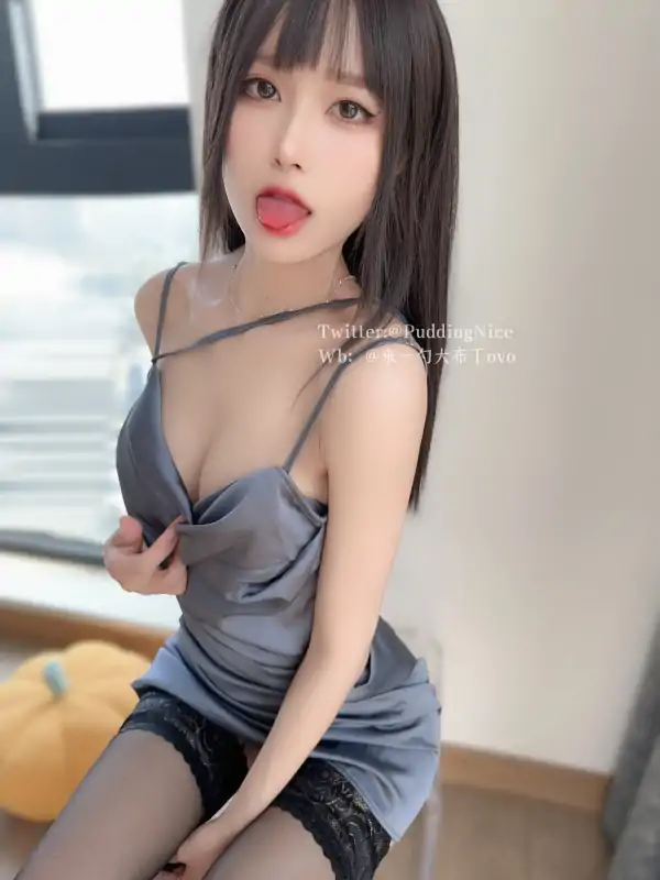 高人气coser布丁大法V珊瑚鸡尾酒 [59P+4V/397M]