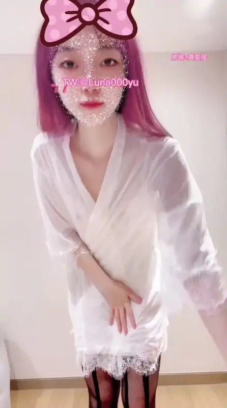 网红Luna000yu娜娜最新定制 [1V275m]