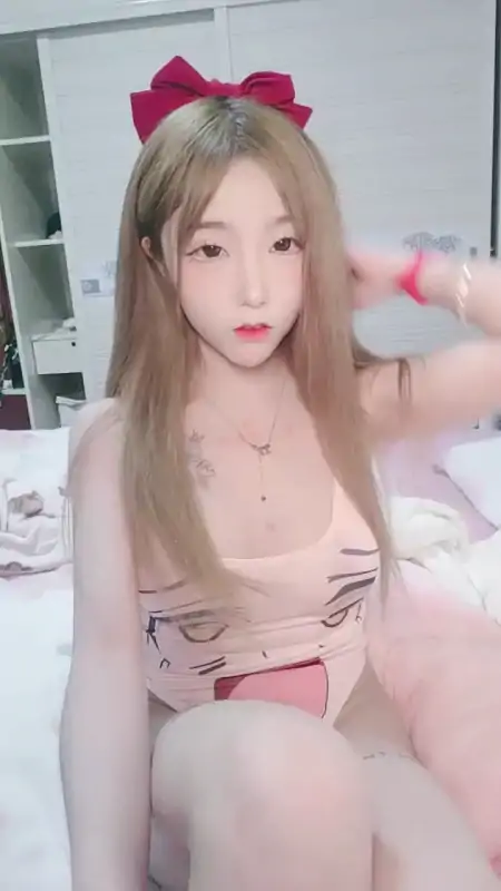 糖糖儿(糖儿小迷迷)(爱干饭的奶茶喵) 合集下载 [166V/155G]