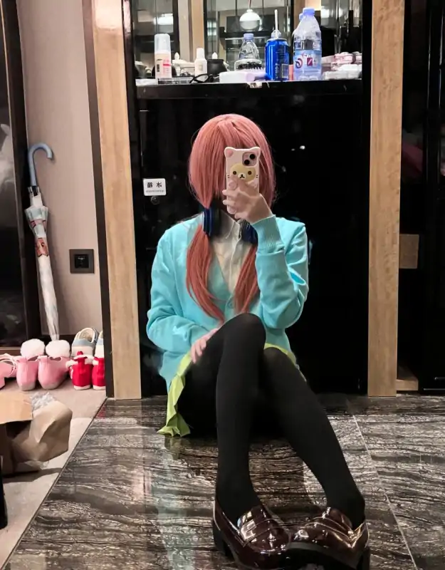 哦U(莹莹)(yngyng246132) 合集下载 [597MB]