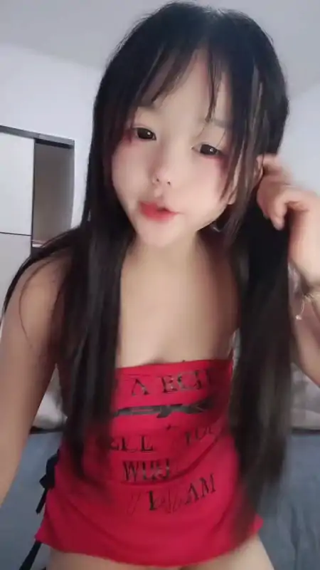 童颜女主播蛋挞呀直播合集 [4V/1.86G]