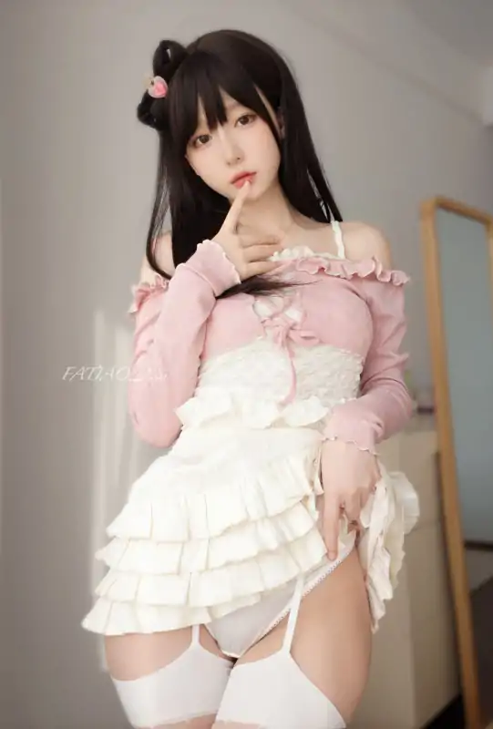 网红迷之呆梨(发条少女)Fantia三月作品 [174P+4V/305M]