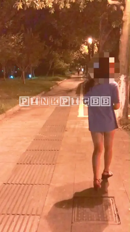 萍萍( pinkpigbb) 合集下载 [65V/8.3G]