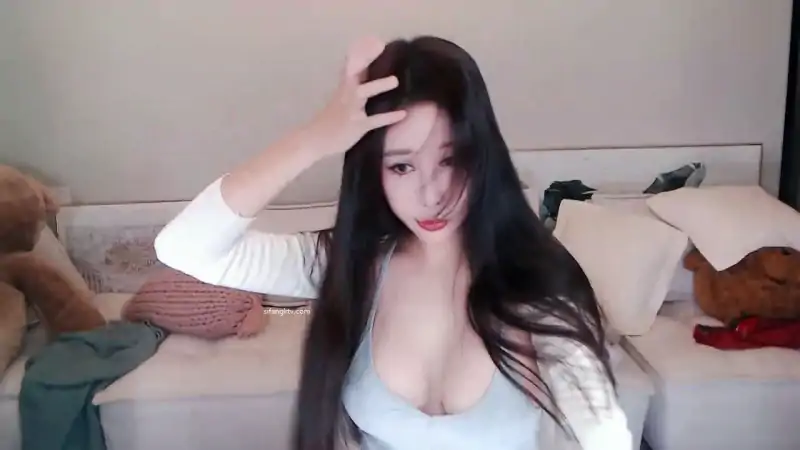 极品御姐主播Anna-fay尺度秀 [6V/2.71G]