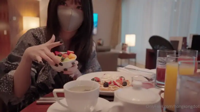 女神玩偶姐姐HongKongDoll近期新作与八卦Q&A作品合集 [10V/2.79G]