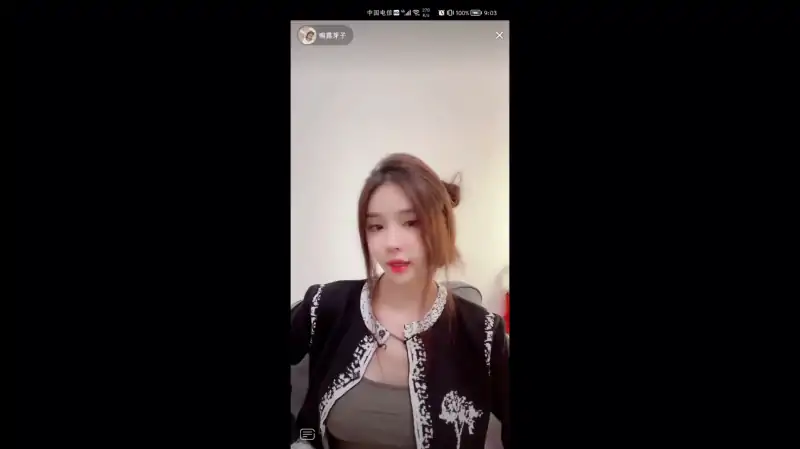 万粉网红嘛路芽子首次11作合集 [3V/850M]