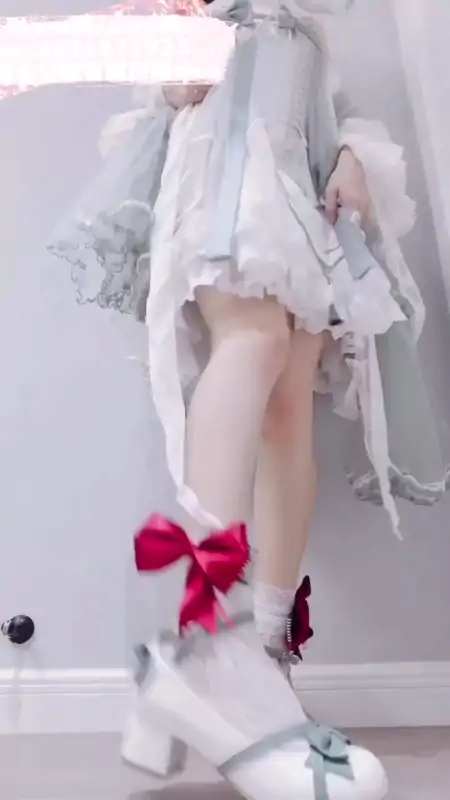 网红cuteli(占星猫)尺度新作小合集 [3V/626M]