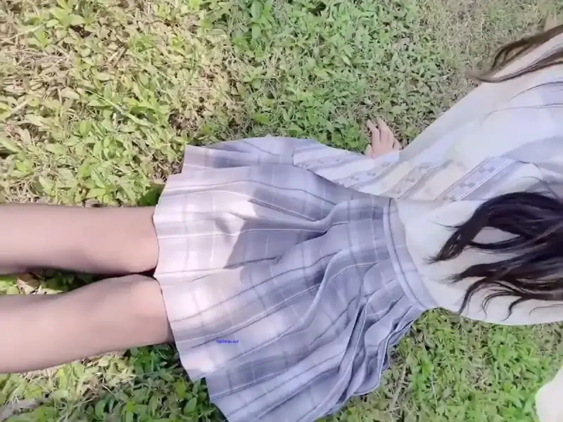 极品大胸网红芋圆呀呀刻晴与JK [2V/682M]