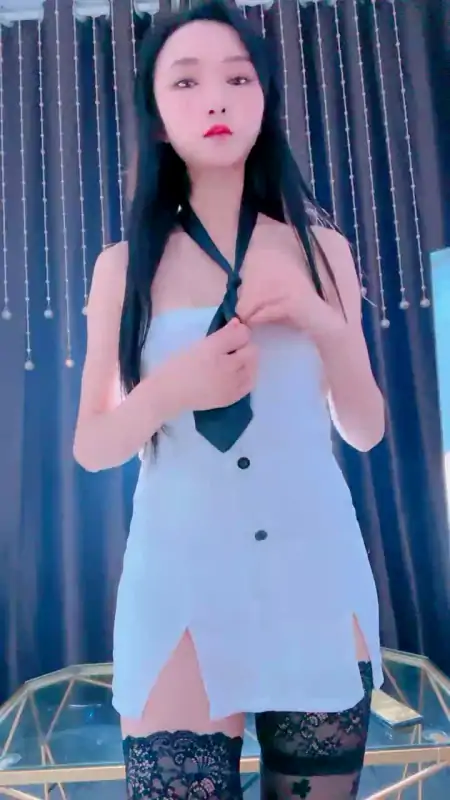 极品舞姬主播一颦一笑舞蹈秀 [3V/2.45G]