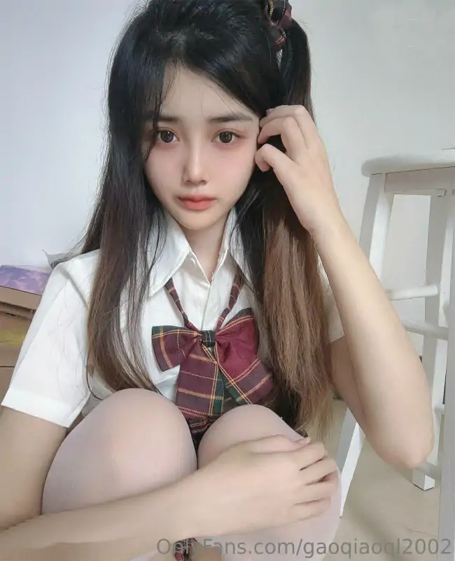 高颜值白虎网红高桥千凛Onlyfans私拍视图合集 [114P+2V/1.34G]