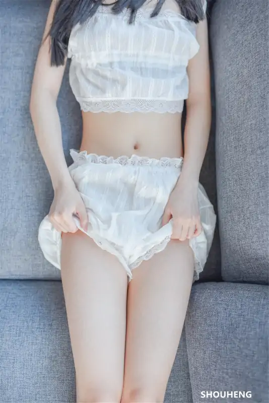 厦门网红萌量守恒尺度作品十七套合集 [726P/2.31G]