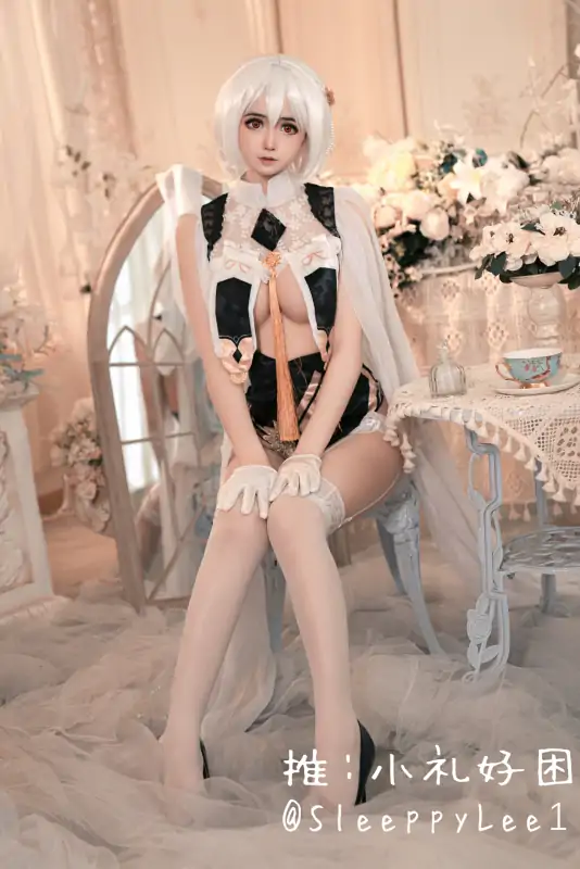 推特网红小礼好困写真作品六套新作合集 [237P/1.78G]