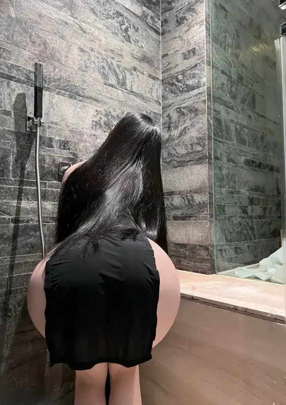 极品丰胸肥臀网红左公子and陈佩奇新年新作合集 [497P+60V/2.46G]